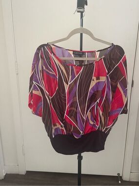 Rampage Multicolor Abstract Bubble Hem Blouse - Red, Purple & Brown